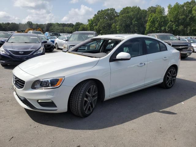 2017 VOLVO S60, 