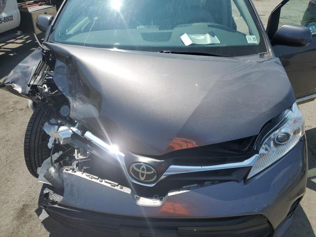 5TDKZ3DC7LS078264 - 2020 TOYOTA SIENNA LE GRAY photo 12