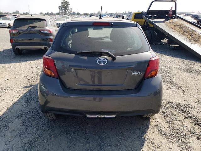 VNKKTUD38HA082939 - 2017 TOYOTA YARIS L GRAY photo 6