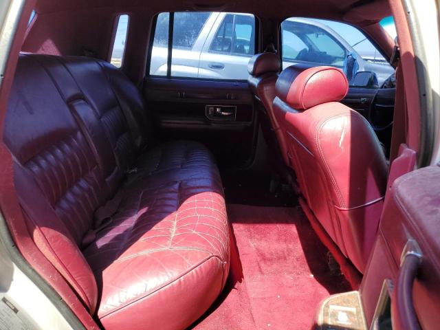 1LNLM81W9NY703247 - 1992 LINCOLN TOWN CAR EXECUTIVE SILVER photo 10