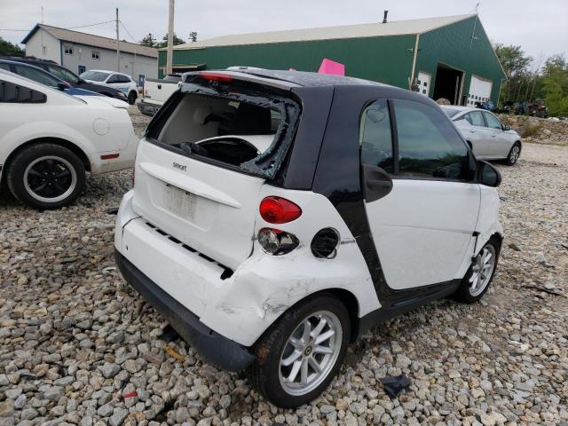 WMEEJ31X38K113376 - 2008 SMART FORTWO PURE WHITE photo 3