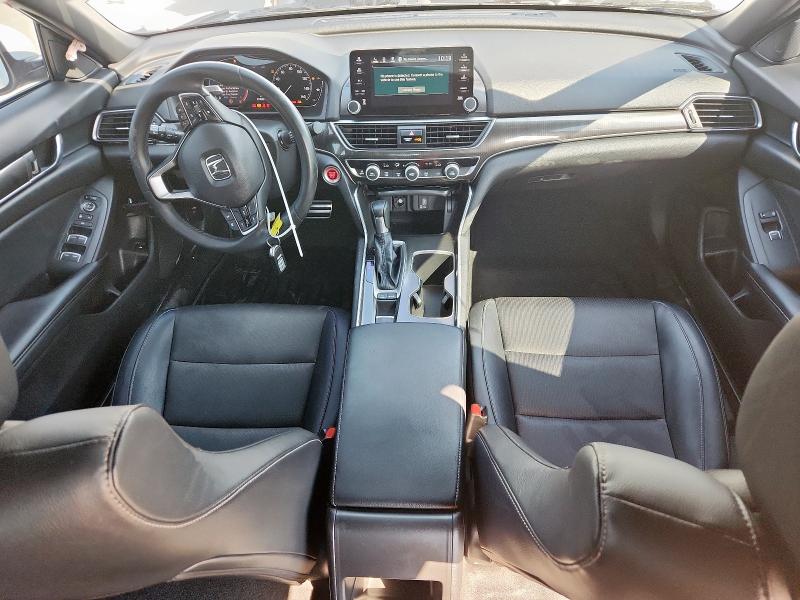 1HGCV1F34JA260694 - 2018 HONDA ACCORD SPORT WHITE photo 8