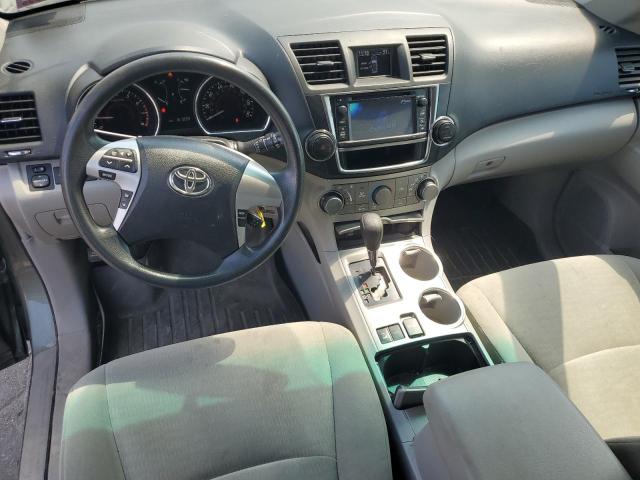 5TDBK3EH7DS192569 - 2013 TOYOTA HIGHLANDER BASE Yeşil fotoğraf 8