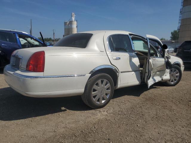 1LNHM83V37Y609801 - 2007 LINCOLN TOWN CAR DESIGNER WHITE photo 3