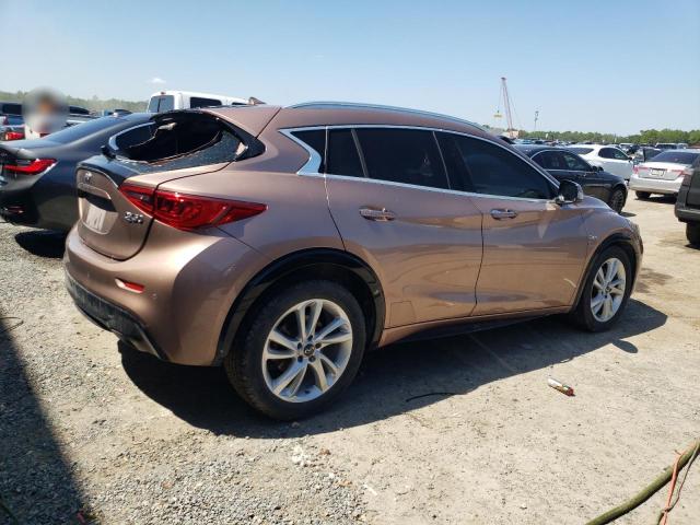 SJKCH5CP7HA018946 - 2017 INFINITI QX30 BASE TAN photo 3