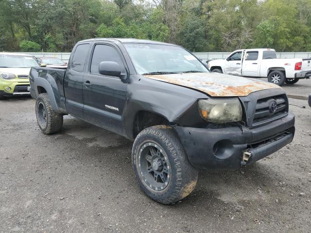 5TETU62N16Z264852 - 2006 TOYOTA TACOMA PRERUNNER ACCESS CAB BLACK photo 4