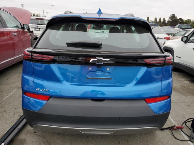 1G1FY6S07N4113598 - 2022 CHEVROLET BOLT EUV LT BLUE photo 6