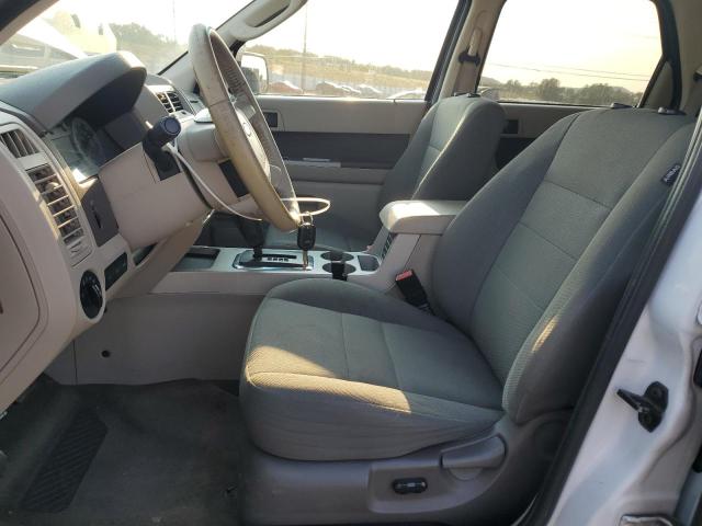 1FMCU93719KA60364 - 2009 FORD ESCAPE XLT WHITE photo 7