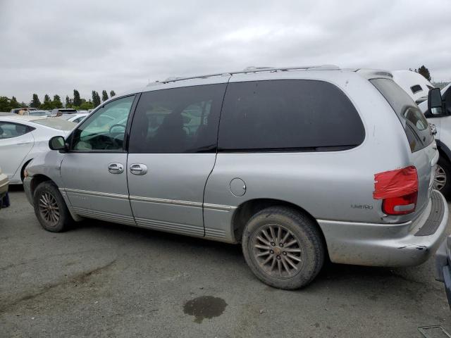 1C4GP64L1YB676958 - 2000 CHRYSLER TOWN & COU LIMITED SILVER photo 2