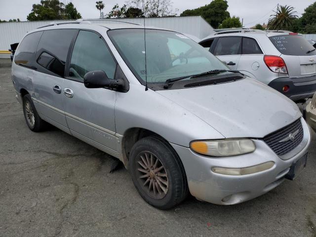 1C4GP64L1YB676958 - 2000 CHRYSLER TOWN & COU LIMITED SILVER photo 4