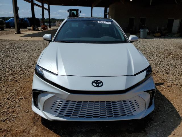 4T1DAACK8SU130357 - 2025 TOYOTA CAMRY XSE 白色 照片 5