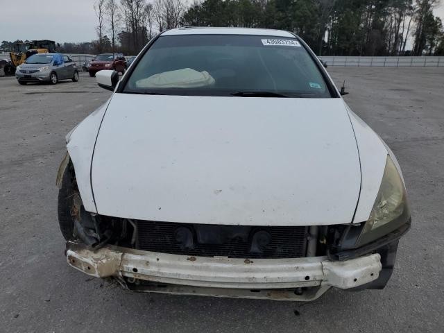 1HGCM56785A034581 - 2005 HONDA ACCORD EX WHITE photo 5