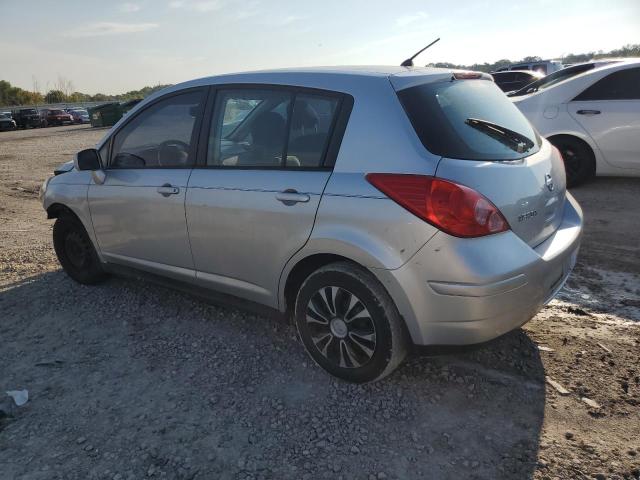 3N1BC1CPXCK198214 - 2012 NISSAN VERSA S 银色 照片 2