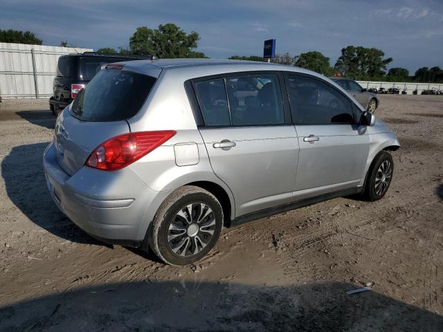 3N1BC1CPXCK198214 - 2012 NISSAN VERSA S 银色 照片 3