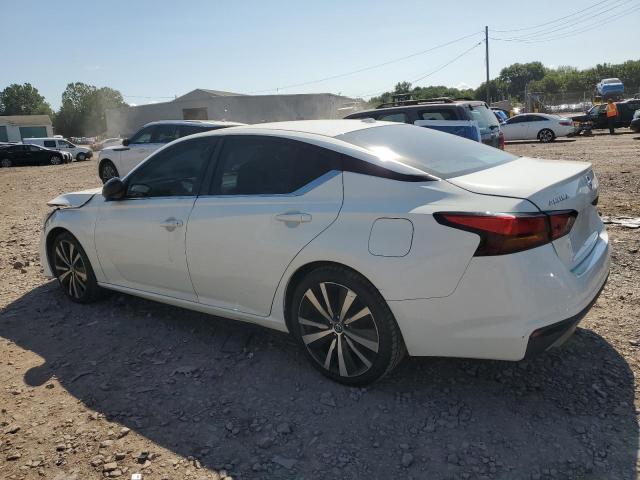 1N4BL4CV1KC188680 - 2019 NISSAN ALTIMA SR Beyaz fotoğraf 2