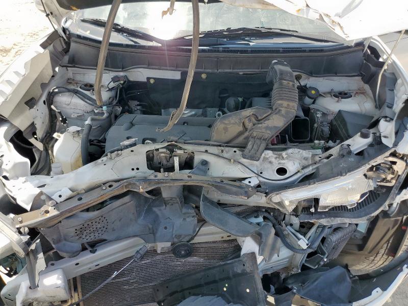 JA4AP3AW0HZ041900 - 2017 MITSUBISHI OUTLANDER ES WHITE photo 12