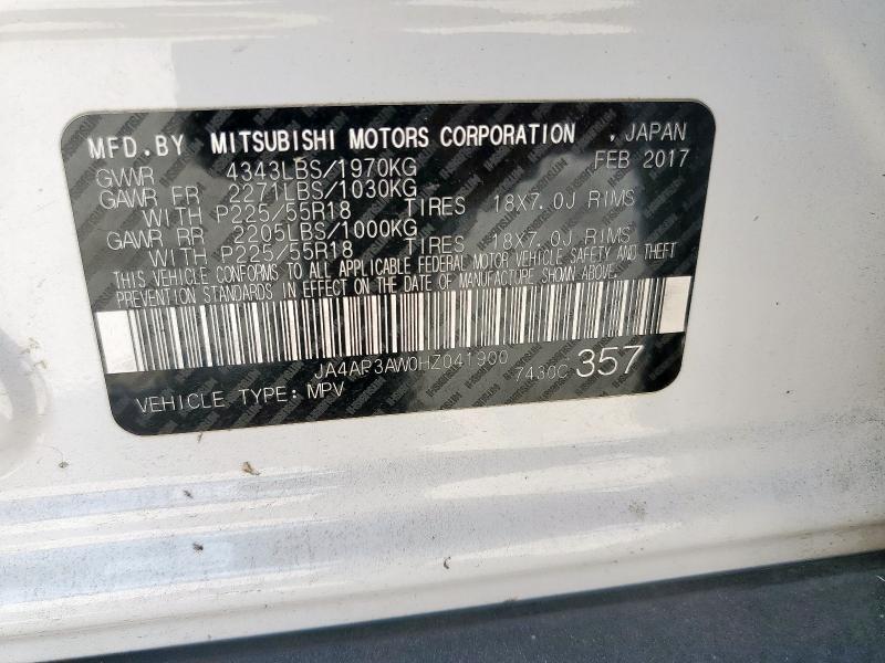 JA4AP3AW0HZ041900 - 2017 MITSUBISHI OUTLANDER ES WHITE photo 13