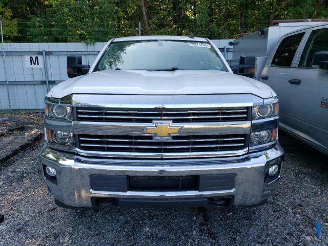 1GC1KVEG8GF204067 - 2016 CHEVROLET SILVERADO K2500 HEAVY DUTY LT WHITE photo 5