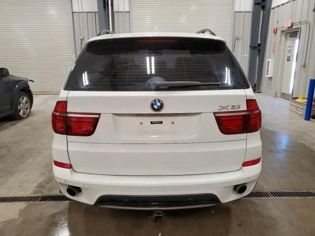 5UXZV4C51D0G56836 - 2013 BMW X5 XDRIVE35I WHITE photo 6