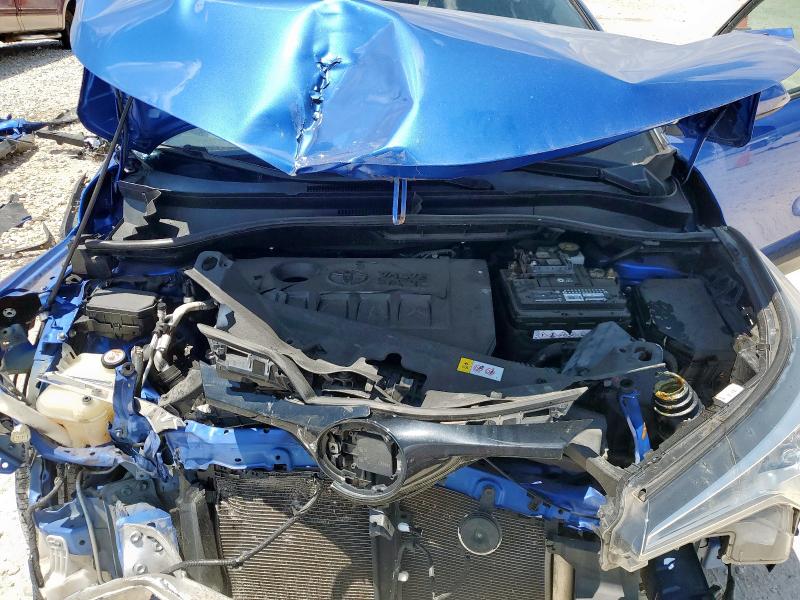 NMTKHMBX3JR015964 - 2018 TOYOTA C-HR XLE أزرق صورة 12