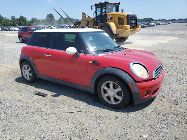 WMWMF3C58ATZ24630 - 2010 MINI COOPER RED photo 4