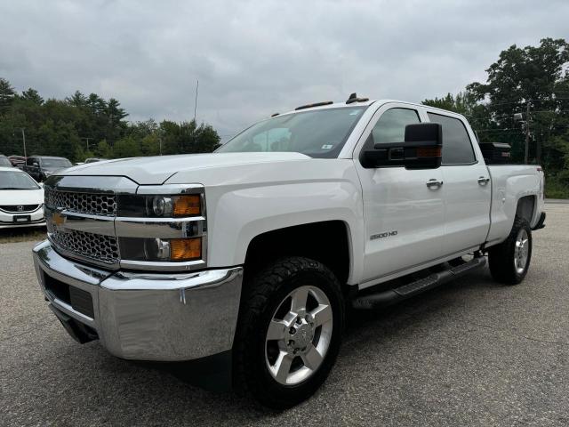 1GC1KREG7KF215626 - 2019 CHEVROLET SILVERADO K2500 HEAVY DUTY WHITE photo 2