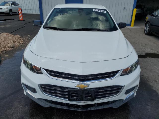 1G1ZC5ST6JF157414 - 2018 CHEVROLET MALIBU LS Beyaz fotoğraf 5