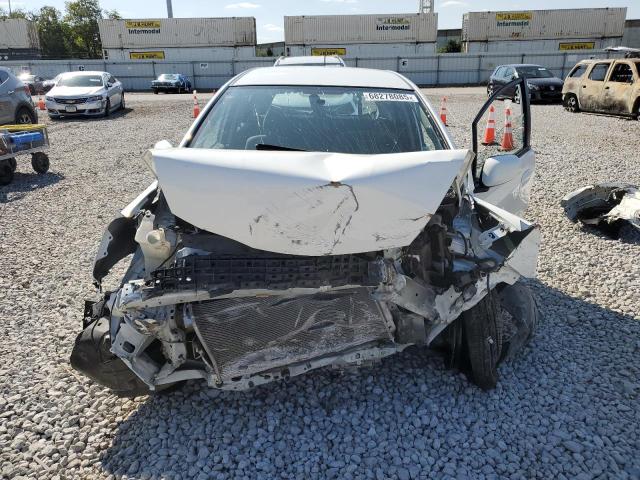 JHMGE8H34CC035669 - 2012 HONDA FIT WHITE photo 5