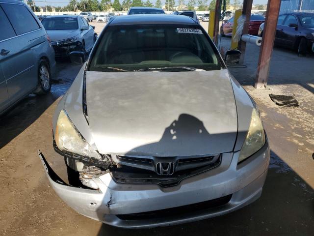 1HGCM56125A170748 - 2005 HONDA ACCORD DX SILVER photo 5