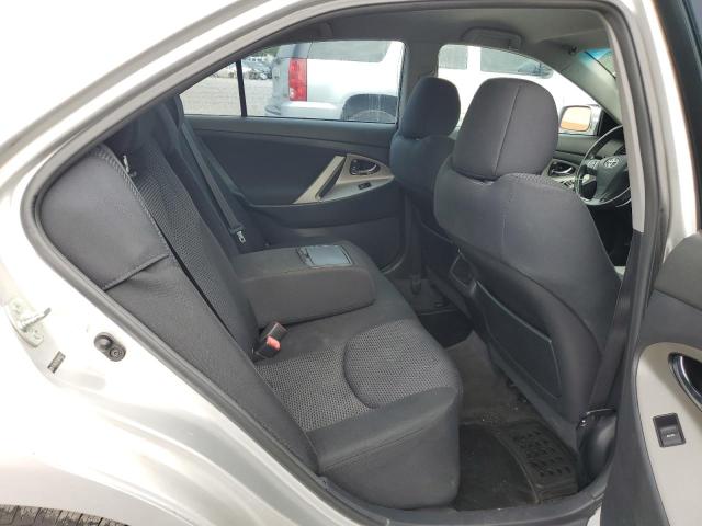 4T1BF3EK1AU068171 - 2010 TOYOTA CAMRY BASE SILVER photo 10