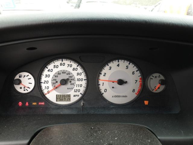 JN8DR09Y21W582038 - 2001 NISSAN PATHFINDER LE RED photo 8