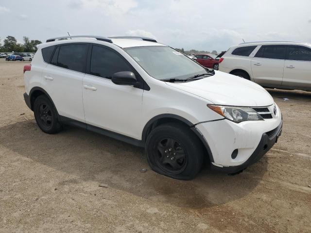 2T3BFREV0FW260807 - 2015 TOYOTA RAV4 LE WHITE photo 4