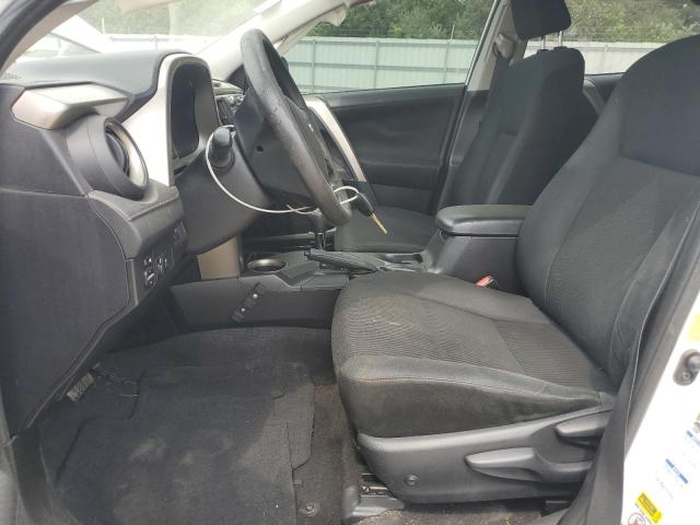 2T3BFREV0FW260807 - 2015 TOYOTA RAV4 LE WHITE photo 7