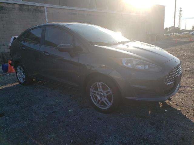 3FADP4BJ1JM108769 - 2018 FORD FIESTA SE GRAY photo 4