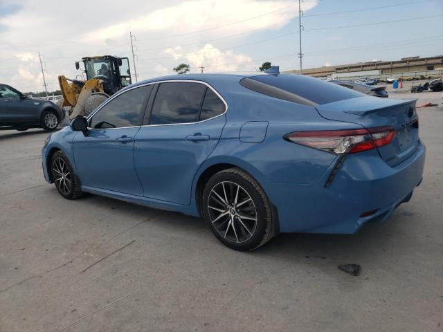 4T1G11AKXPU126320 - 2023 TOYOTA CAMRY SE NIGHT SHADE BLUE photo 2