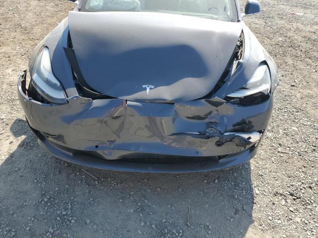 5YJ3E1EB8JF134997 - 2018 TESLA MODEL 3 Grau Foto 11