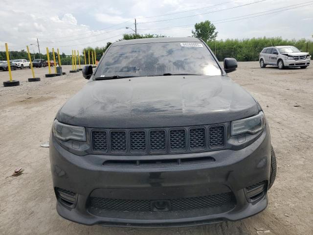 1C4RJFDJ9JC132524 - 2018 JEEP GRAND CHEROKEE SRT-8 BLACK photo 5