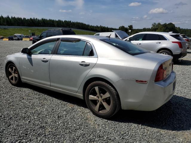 1G1ZC5E17BF151388 - 2011 CHEVROLET MALIBU 1LT SILVER photo 2