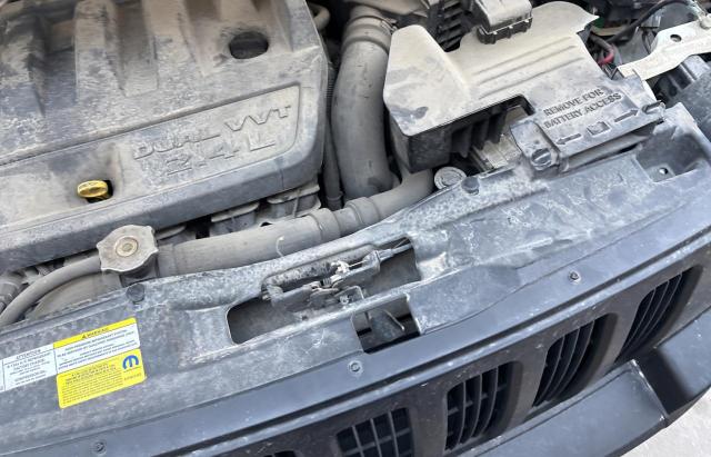 1J8FT47W27D370008 - 2007 JEEP COMPASS WHITE photo 11