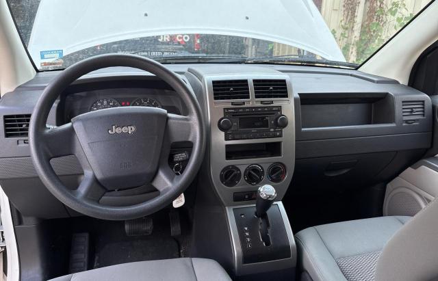 1J8FT47W27D370008 - 2007 JEEP COMPASS WHITE photo 9