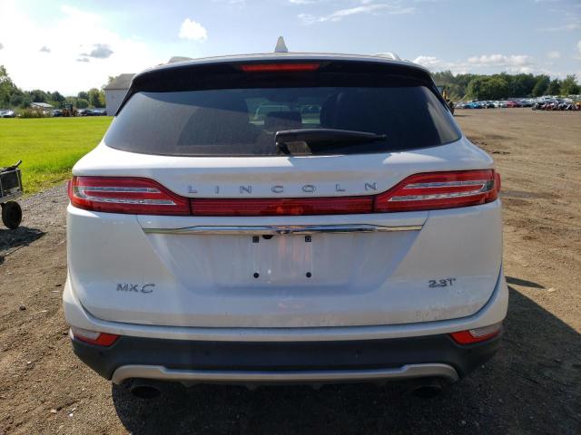 5LMTJ3DH2KUL35986 - 2019 LINCOLN MKC RESERVE WHITE photo 6