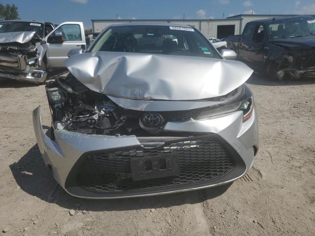 JTDEPRAEXLJ033036 - 2020 TOYOTA COROLLA LE Gümüş foto 5