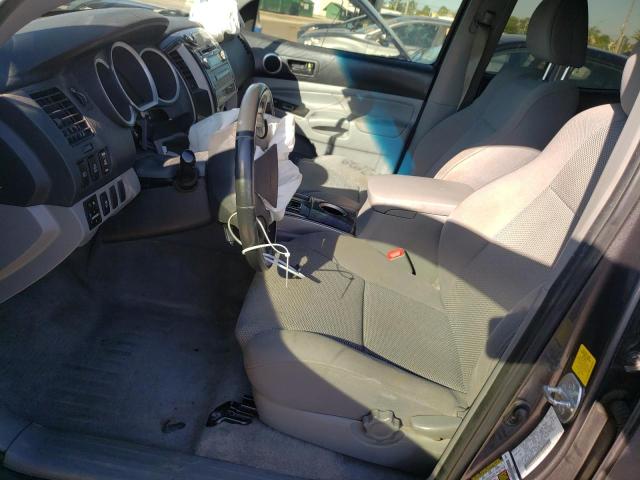 5TFJU4GN9BX006925 - 2011 TOYOTA TACOMA DOUBLE CAB PRERUNNER GRAY photo 7