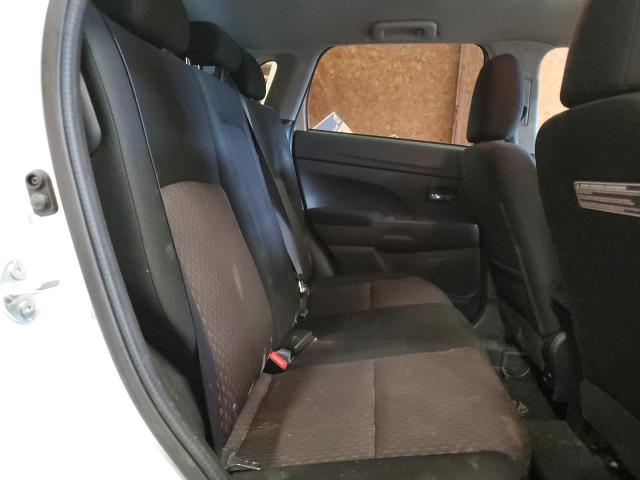 JA4AR3AU4HZ022940 - 2017 MITSUBISHI OUTLANDER ES 白色 照片 11