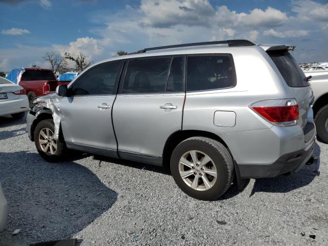 5TDZK3EH2BS046298 - 2011 TOYOTA HIGHLANDER BASE Сріблястий фото 2