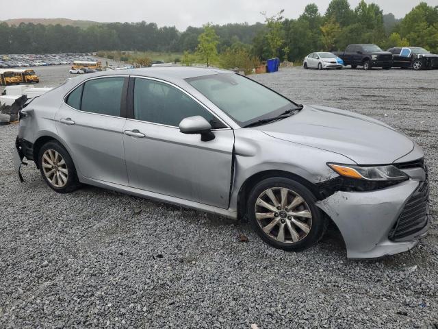 4T1B11HK8KU237487 - 2019 TOYOTA CAMRY L SILVER photo 4