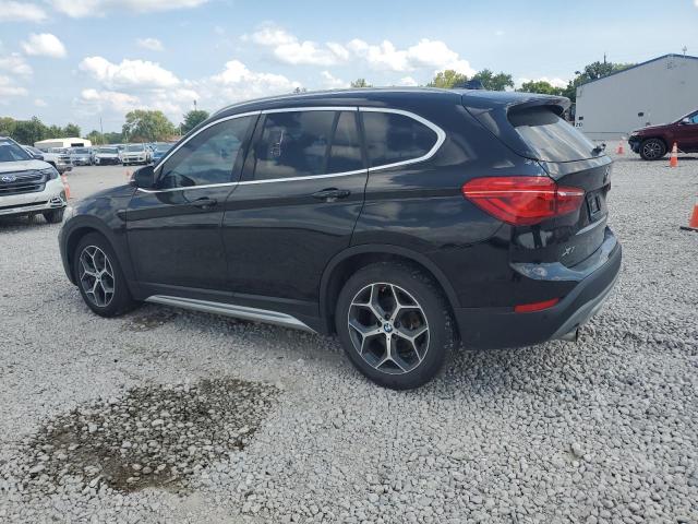 WBXHT3C3XJ5L33346 - 2018 BMW X1 XDRIVE28I BLACK photo 2