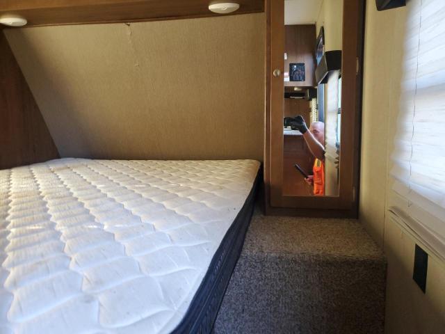 4YDT23423HY922891 - 2017 KEYSTONE PASSPORT İki rəngli foto 8