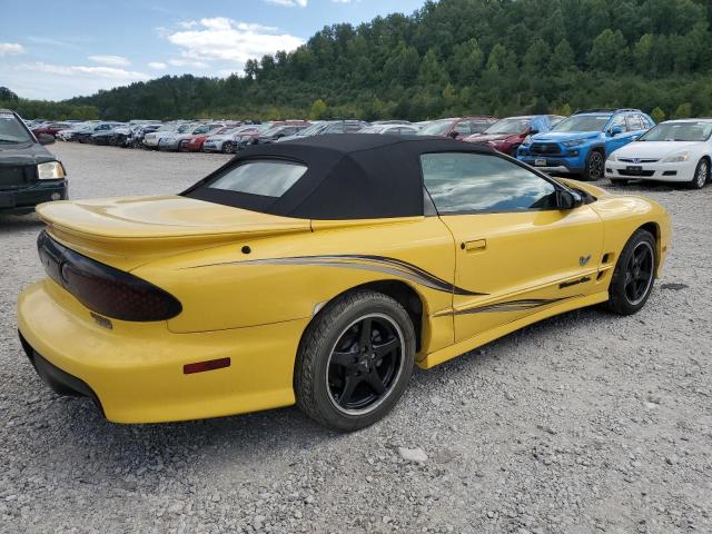 2G2FV32G522138274 - 2002 PONTIAC FIREBIRD TRANS AM YELLOW photo 3