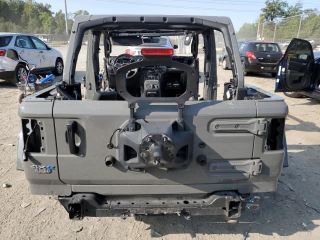 1C4JJXP61MW765581 - 2021 JEEP WRANGLER U SAHARA 4XE GRAY photo 6